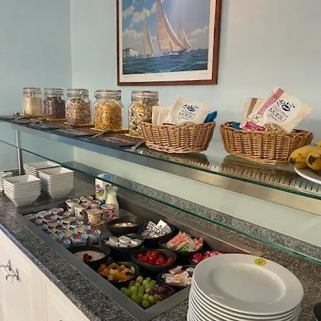 Hotell Yachtsport Maggiore