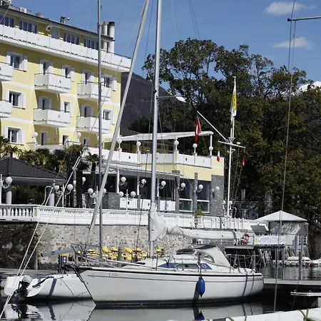 Hotell Yachtsport Maggiore 5*