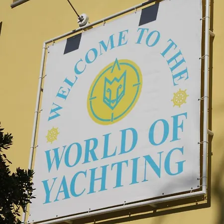 Hotell Yachtsport Maggiore Brissago
