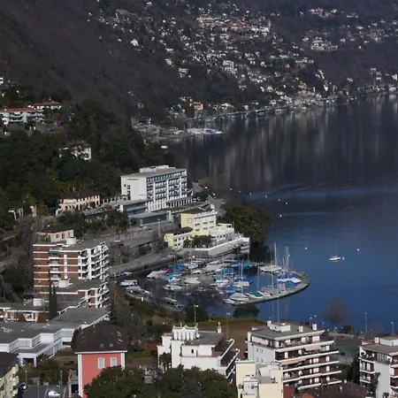 Yachtsport Maggiore Hotell